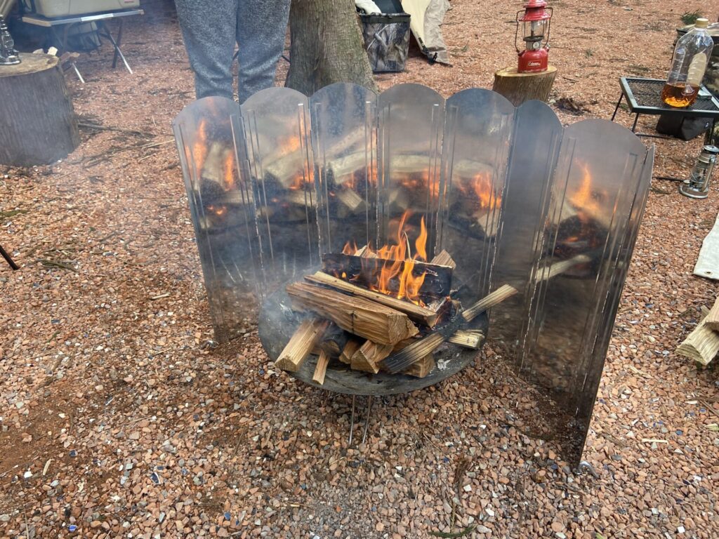 驚愕 Campgreebの焚き火リフレクターは本当に暖かいの
